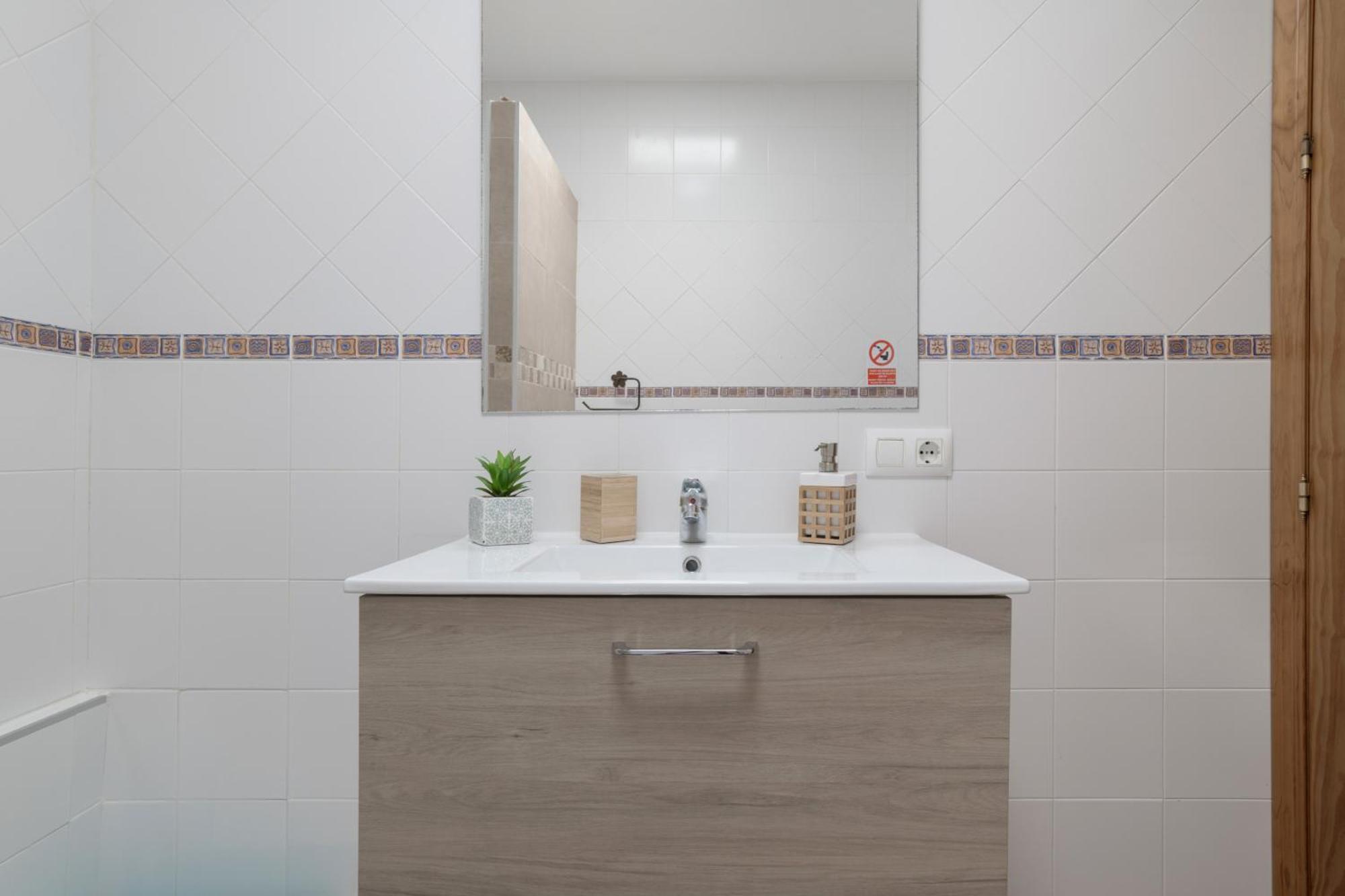 Apartamento Frank - Solo Familias 科尼尔-德拉弗龙特拉 外观 照片
