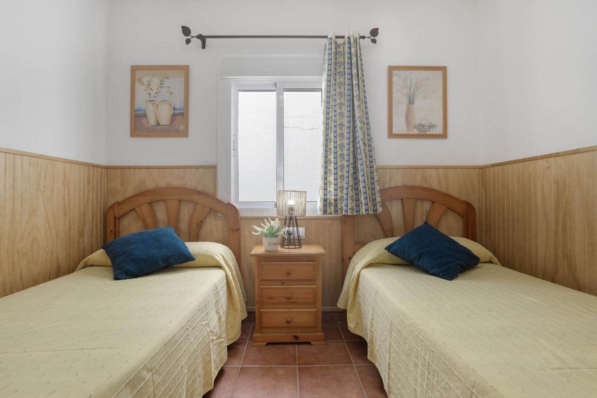 Apartamento Frank - Solo Familias 科尼尔-德拉弗龙特拉 外观 照片